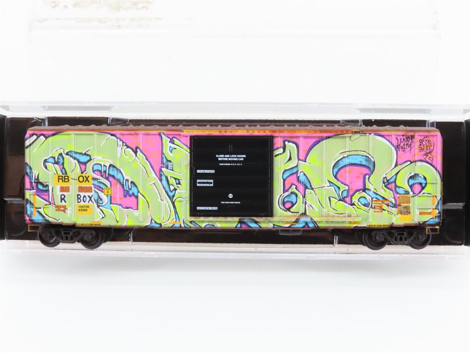 N Scale Micro-Trains MTL 02545011 RBOX Railbox 50' Box Car #38068 w/ Graffiti