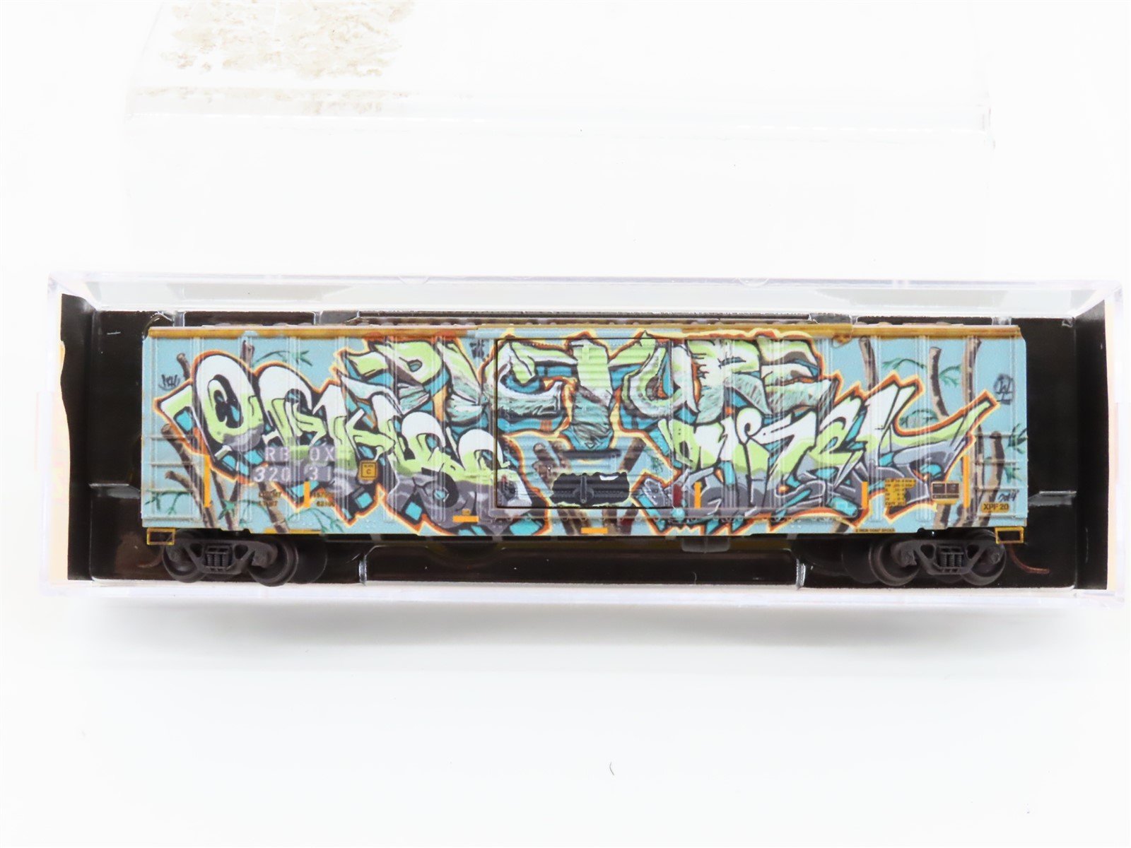N Scale Micro-Trains MTL 02544566 RBOX Railbox 50' Box Car #32031 w/ Graffiti