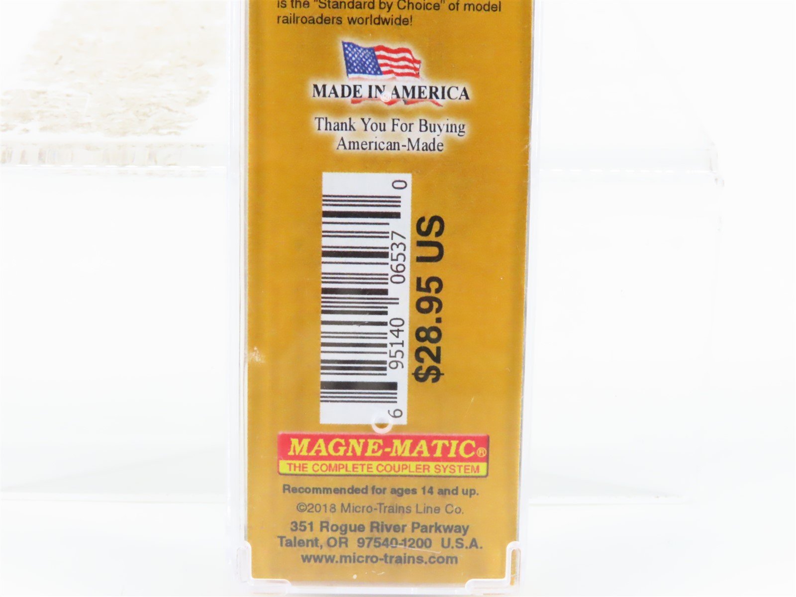 N Scale Micro-Trains MTL 02544561 RBOX 50' Box Car #39264 w/ Mardi Gras Graffiti