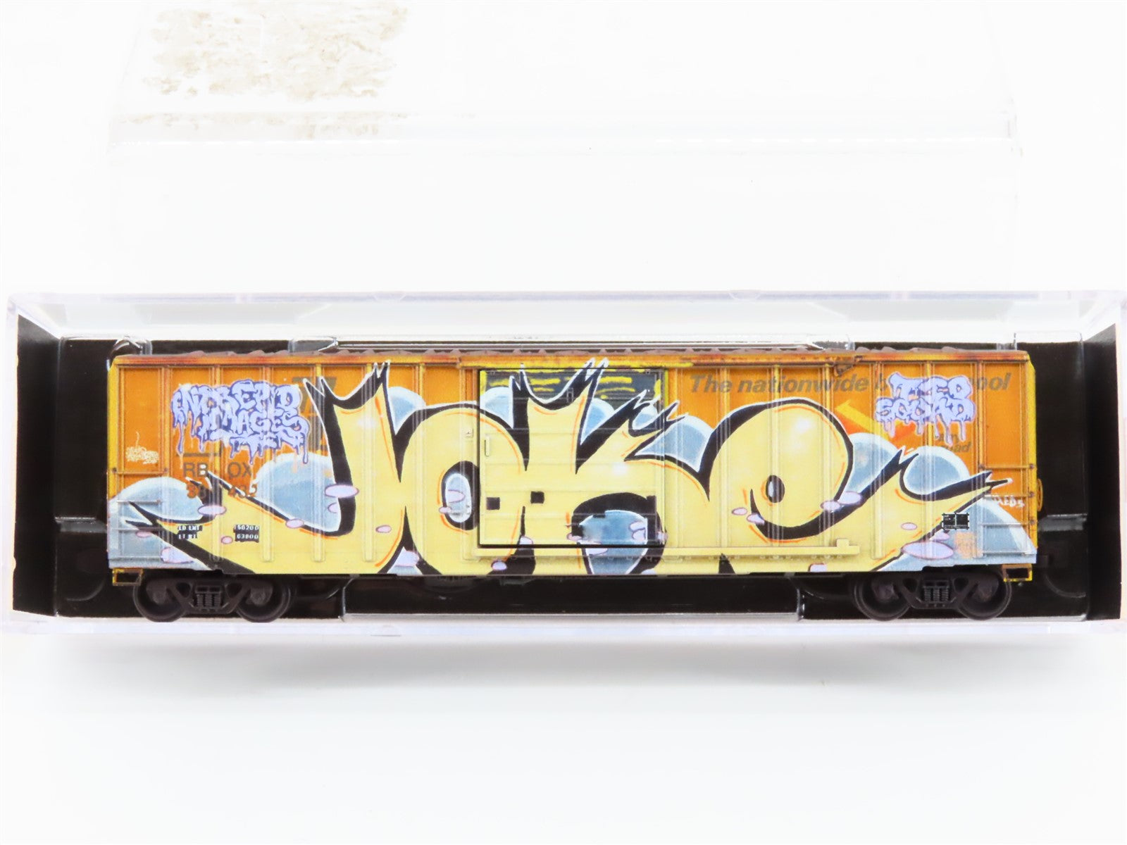 N Scale Micro-Trains MTL 02545013 RBOX Railbox 50' Box Car #38432 w/ Graffiti