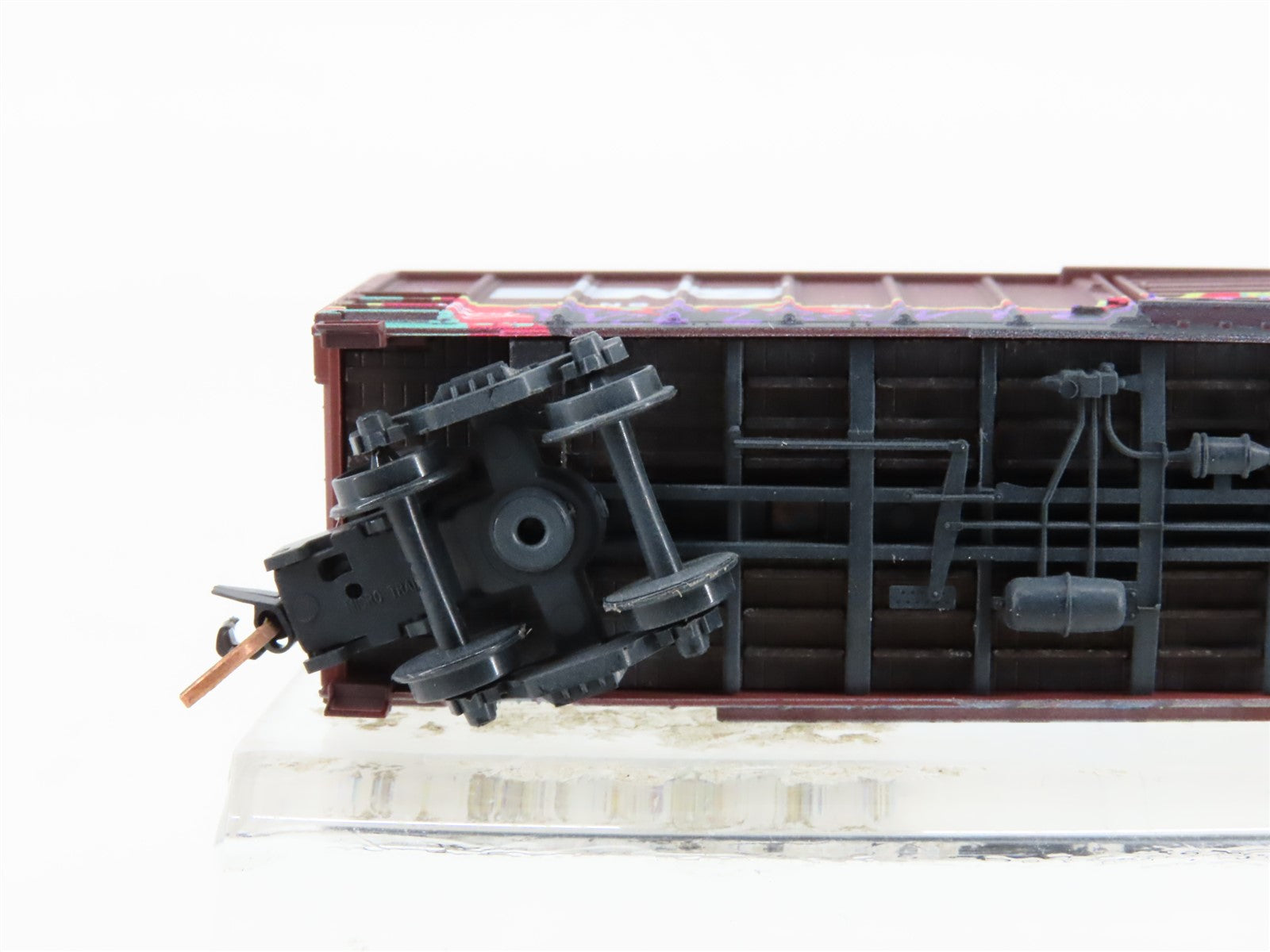 N Micro-Trains MTL 02544731 NS Norfolk Southern 50' Box Car #400024 w/ Graffiti