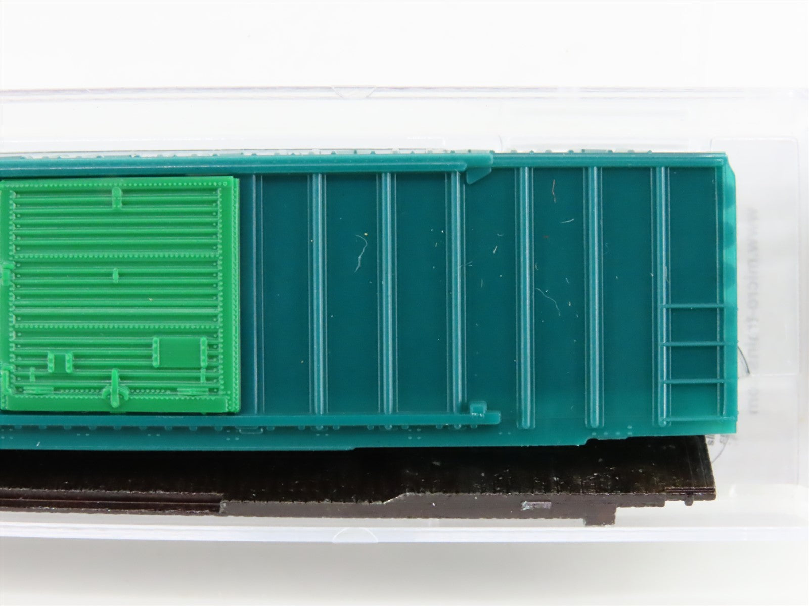 N Scale Micro-Trains MTL Kit 02500000 Undecorated 50' Rib Side Box Car