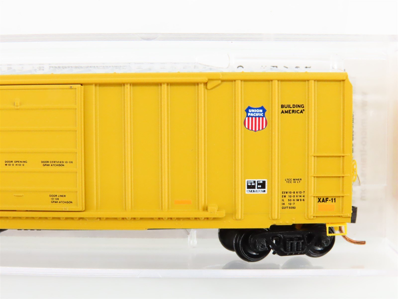 N Scale Micro-Trains MTL 02500760 MP UP Missouri Pacific 50' Box Car #357200