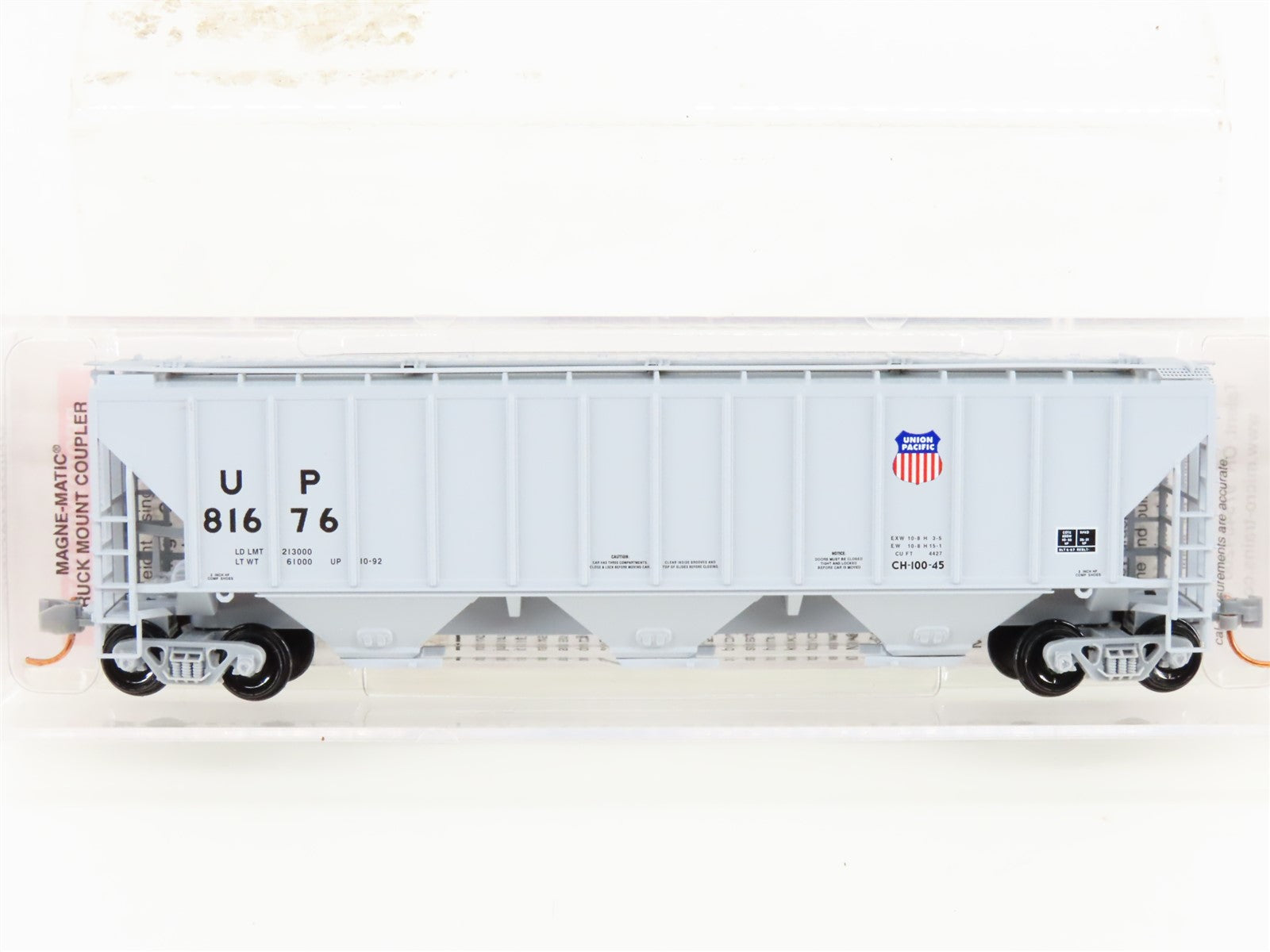 N Scale Micro-Trains MTL 09600191 UP Union Pacific 3-Bay Covered Hopper #81676