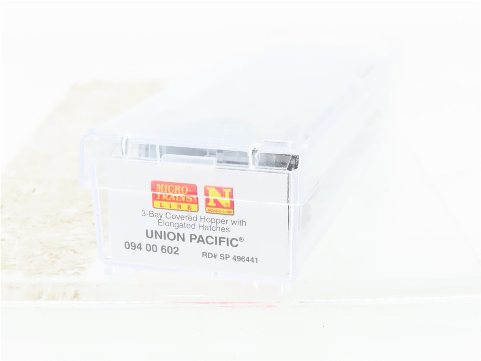 N Scale Micro-Trains MTL 09400602 SP Union Pacific 3-Bay Covered Hopper #496441