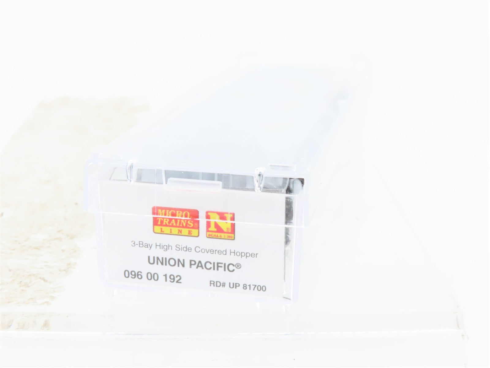 N Scale Micro-Trains MTL 09600192 UP Union Pacific 3-Bay Covered Hopper #81700