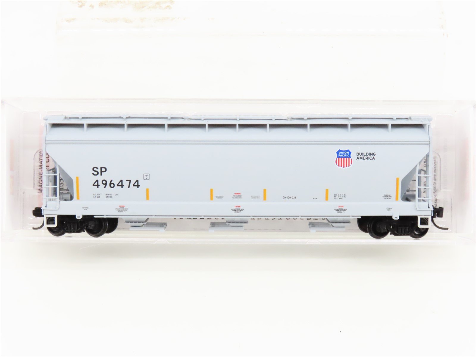 N Scale Micro-Trains MTL 09400601 SP Union Pacific 3-Bay Covered Hopper #496474