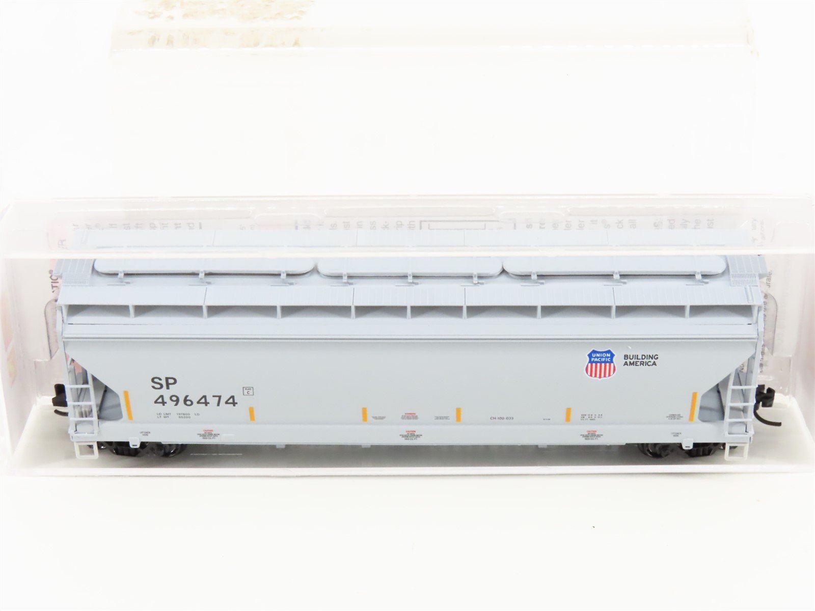 N Scale Micro-Trains MTL 09400601 SP Union Pacific 3-Bay Covered Hopper #496474