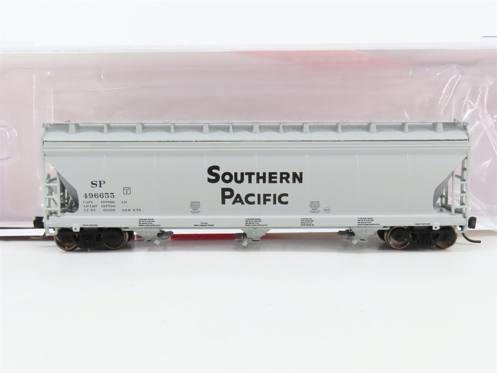 N Scale InterMountain 67003-27 SP Southern Pacific 3-Bay Hopper 496655 RTR