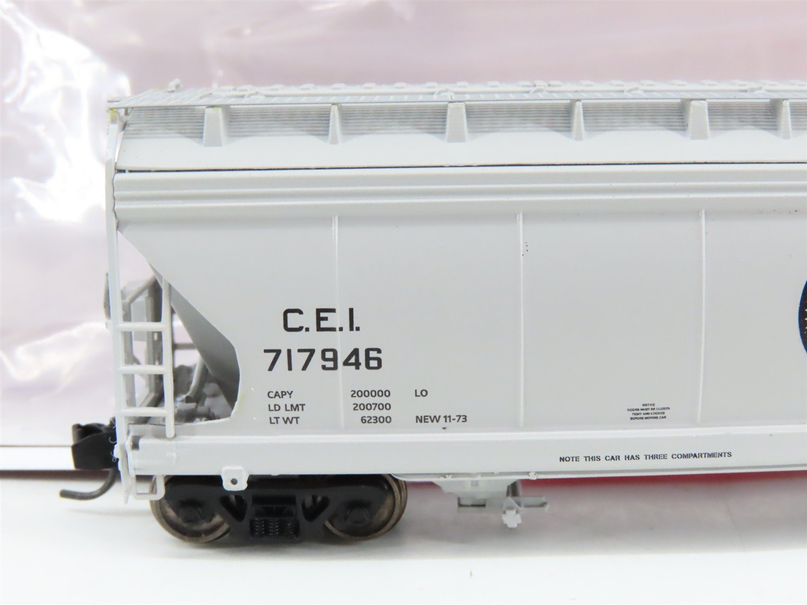 N Scale InterMountain 67079-06 C&EI Chicago & Eastern Illinois Hopper 717946 RTR