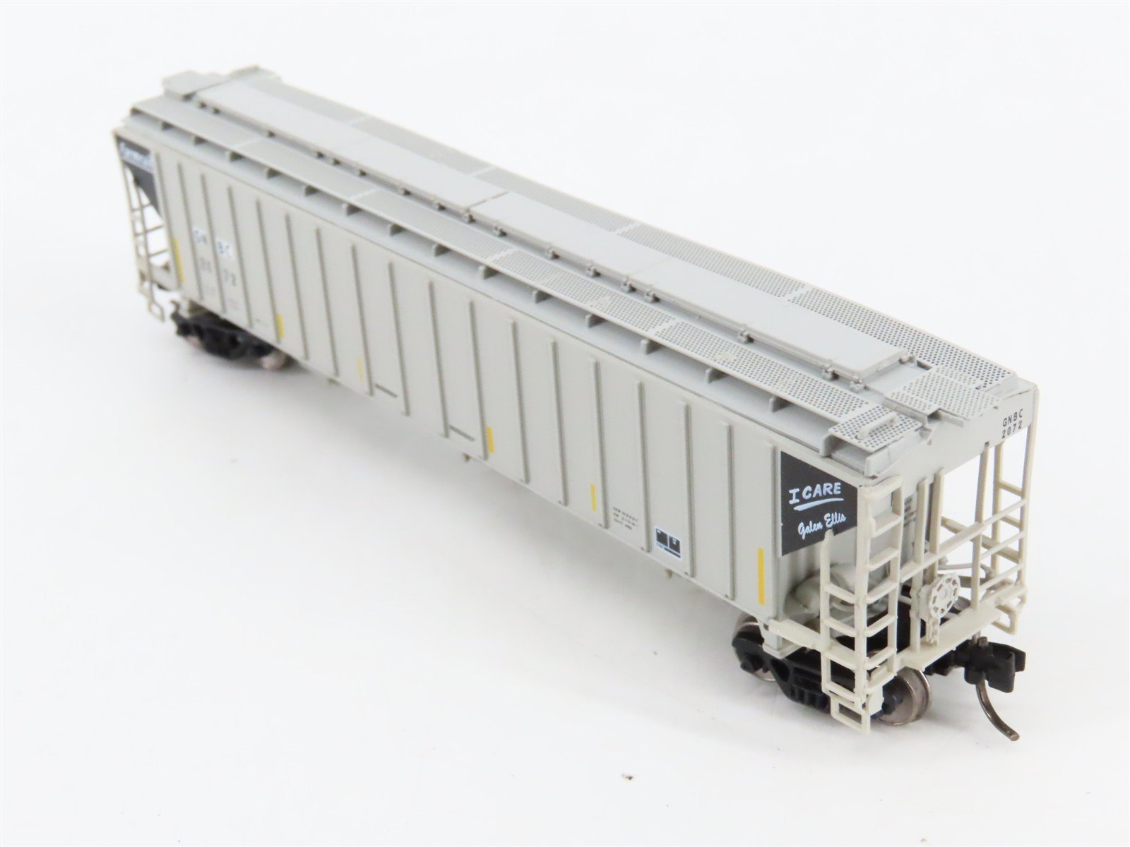 N Scale InterMountain 653104-09 GNBC Farmrail 3-Bay Covered Hopper 2072 RTR