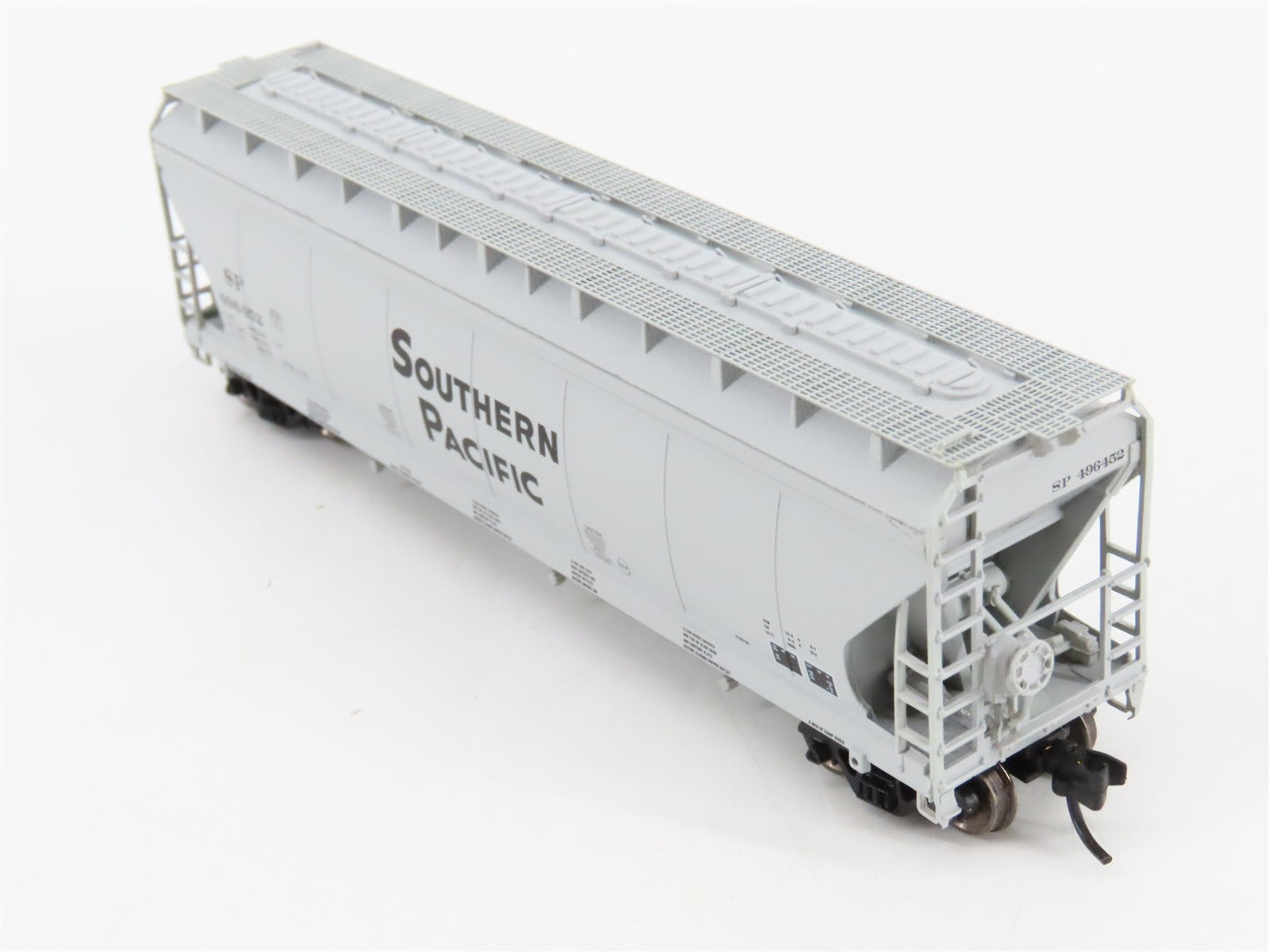 N Scale InterMountain 67003-23 SP Southern Pacific 3-Bay Covered Hopper RTR