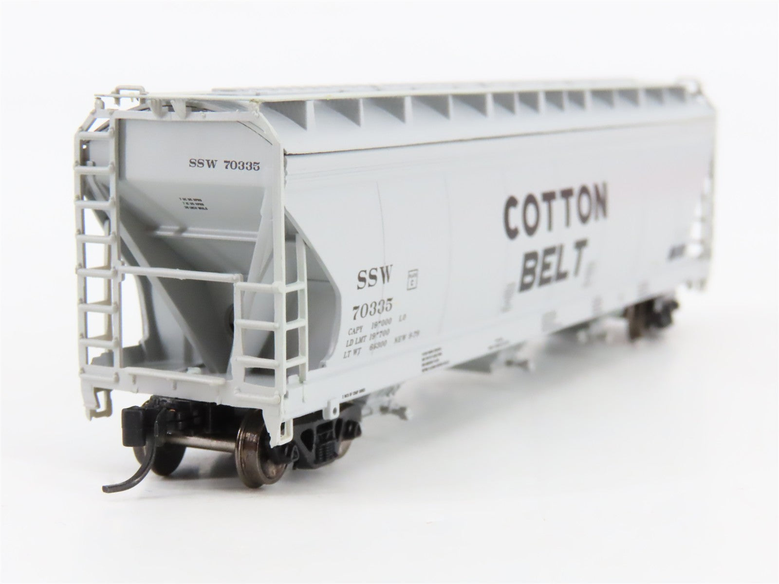 N Scale InterMountain 67044-08 St. Louis Southwestern 3-Bay Covered Hopper RTR