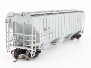 N Scale InterMountain 653111-05 UP Union Pacific 3-Bay Covered Hopper 73561 RTR