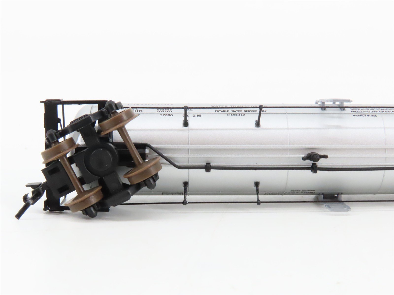 N Scale Atlas 50004633 CN Canadian National GATX 20,700 Gallon Tank Car RTR