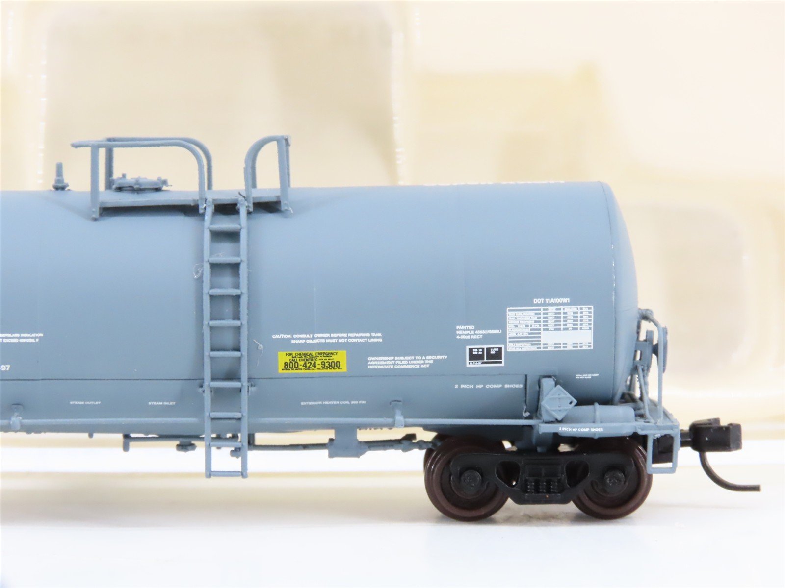 N Scale Atlas 50002091 Occidental Chemical Trinity 17,600 Gallon Tank Car RTR