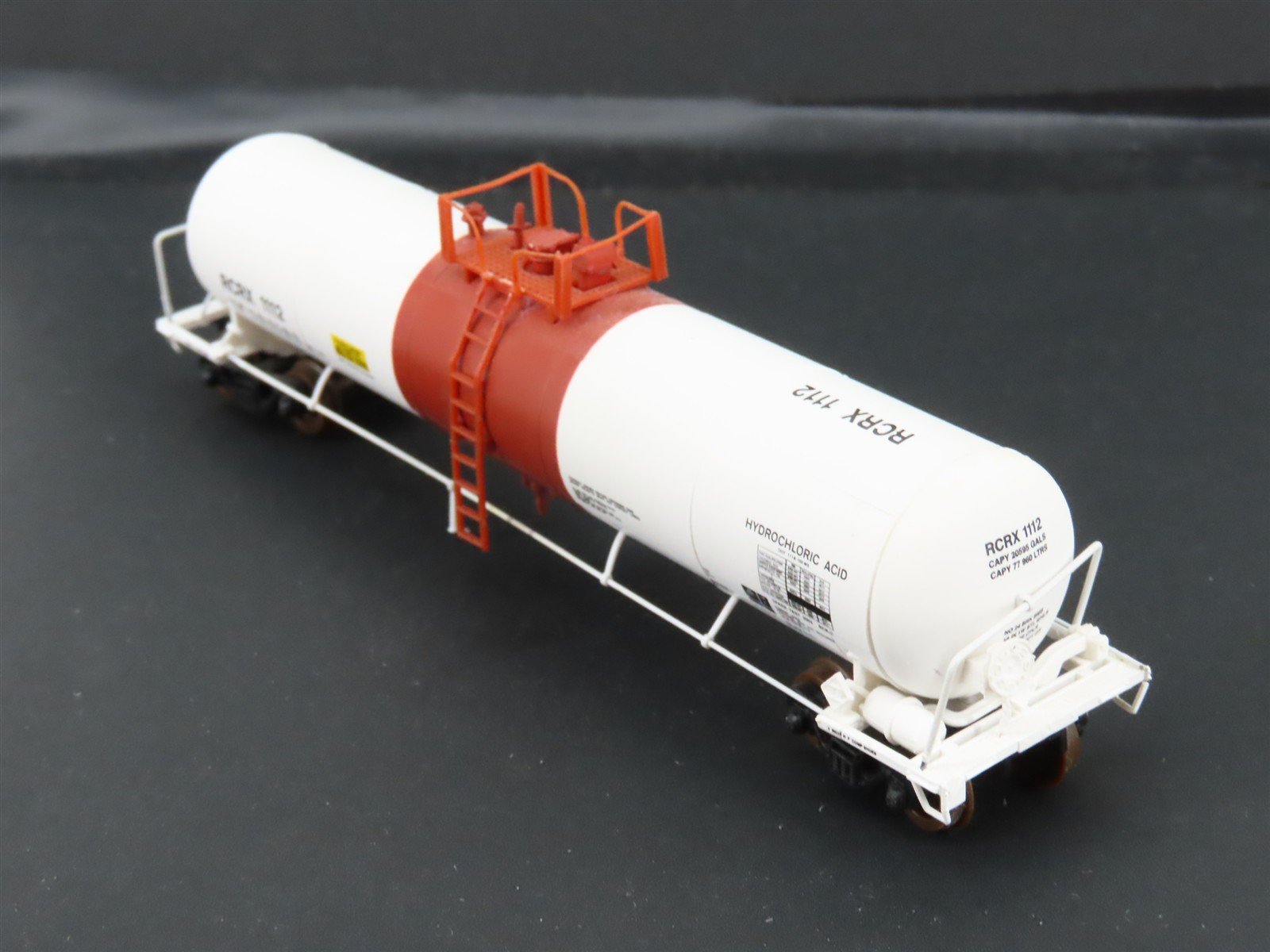 N Scale Atlas 50002449 RCRX Reagent Chemical Tank Car 1112 RTR