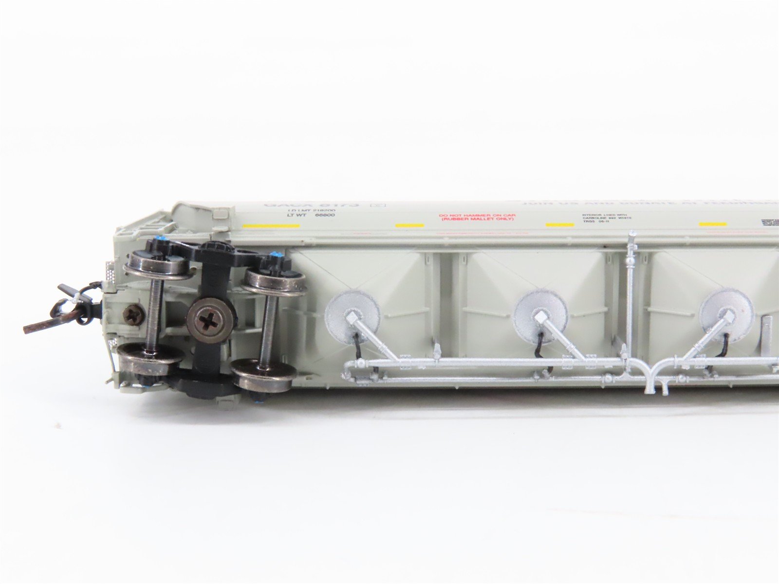 N Scale Atlas 50003250 GACX GATX Trinity 5660 4-Bay Covered Hopper 8173 RTR