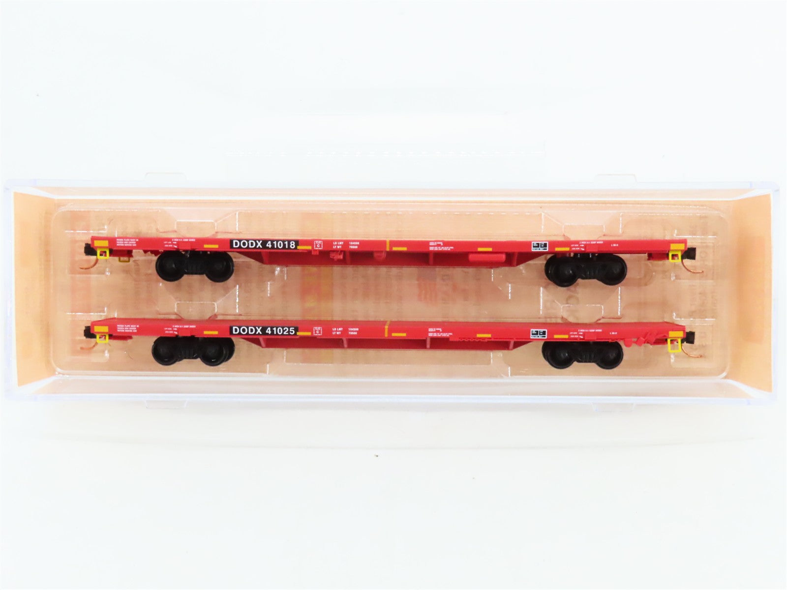 N Scale Micro-Trains 13752040 DODX Department of Defense 68' Flat Car 2-Pack RTR