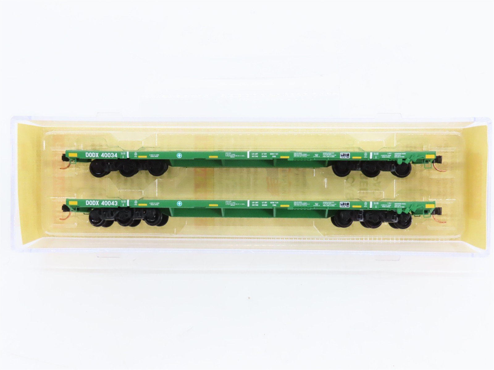 N Scale Micro-Trains 13752010 DODX Department of Defense 68' Flat Car 2-Pack RTR