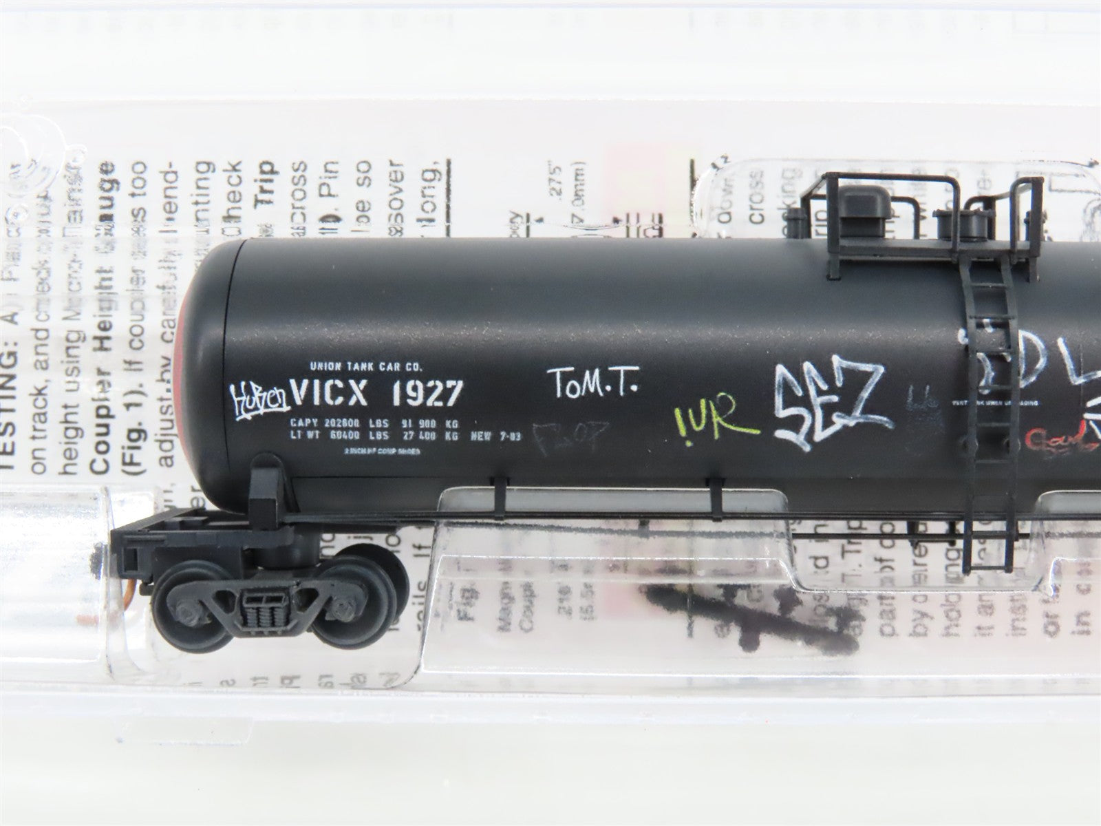 N Scale Micro-Trains 11044390 VICX Union Tank Car Company 56' Tank Car 1927 RTR