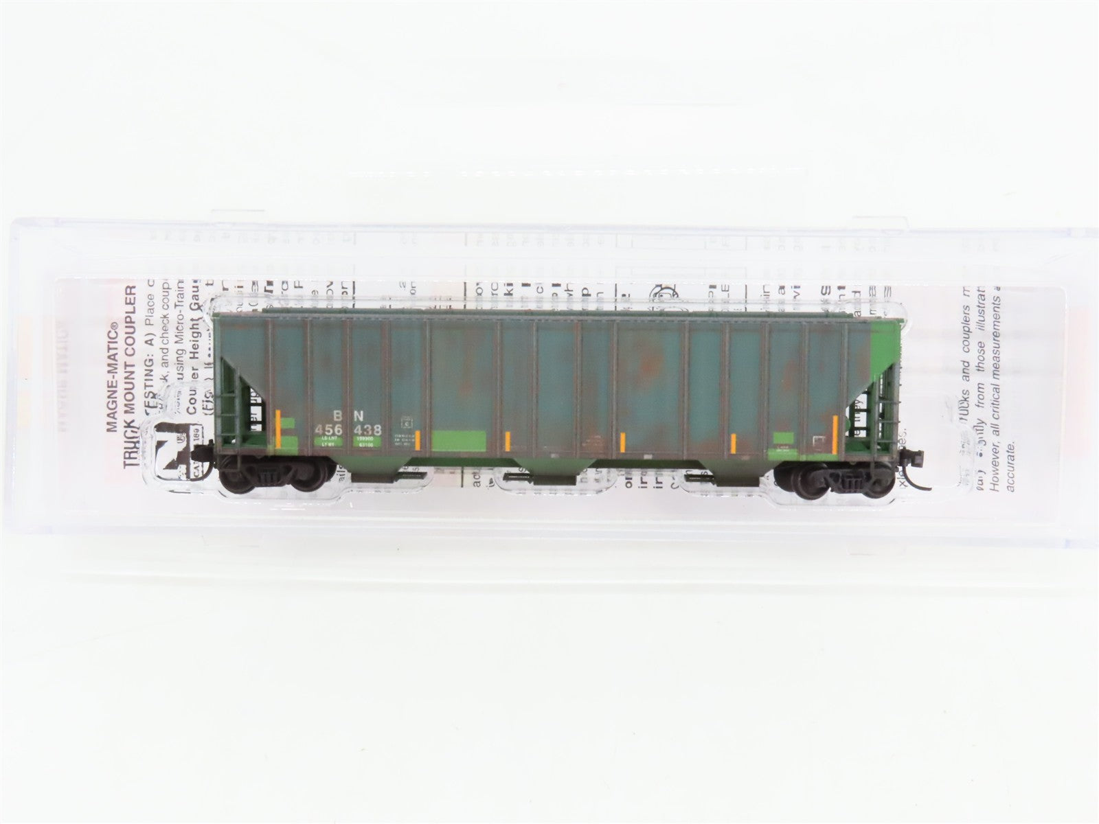 N Scale Micro-Trains 09951230 BN Burlington Northern 3-Bay Covered Hopper RTR