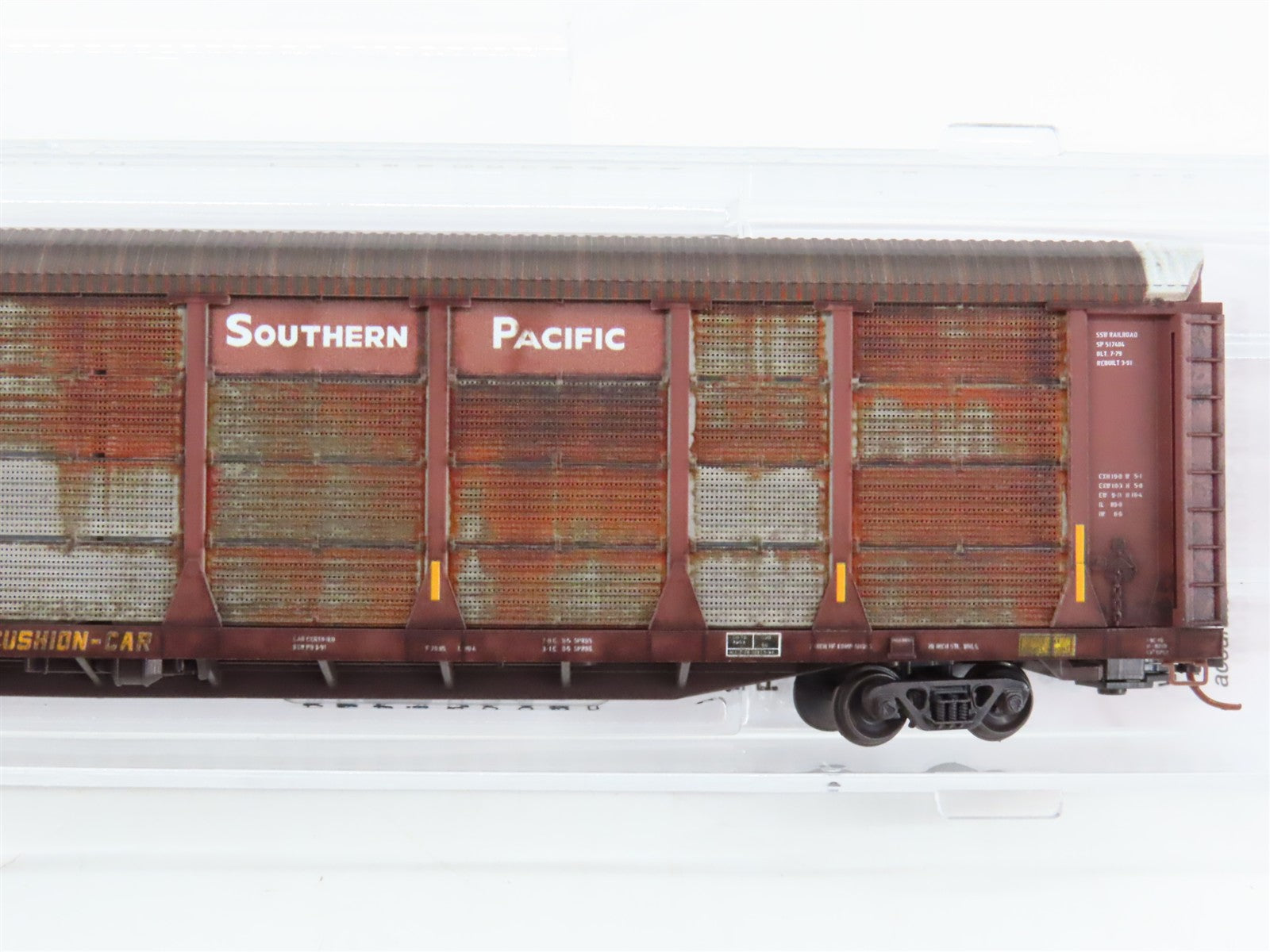 N Scale Micro-Trains 11144310 SP Southern Pacific 89' Auto Carrier 517404 RTR