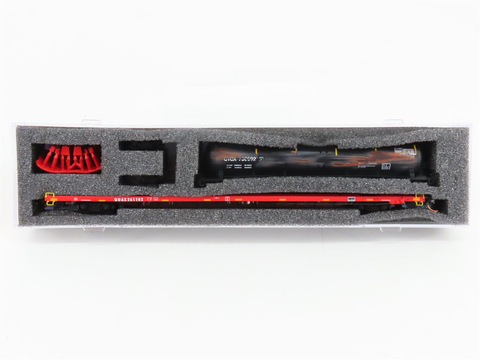 N Scale Micro-Trains 07100570 QUAX Salvage Pack #1 89' Flat Car w/ Tank Car