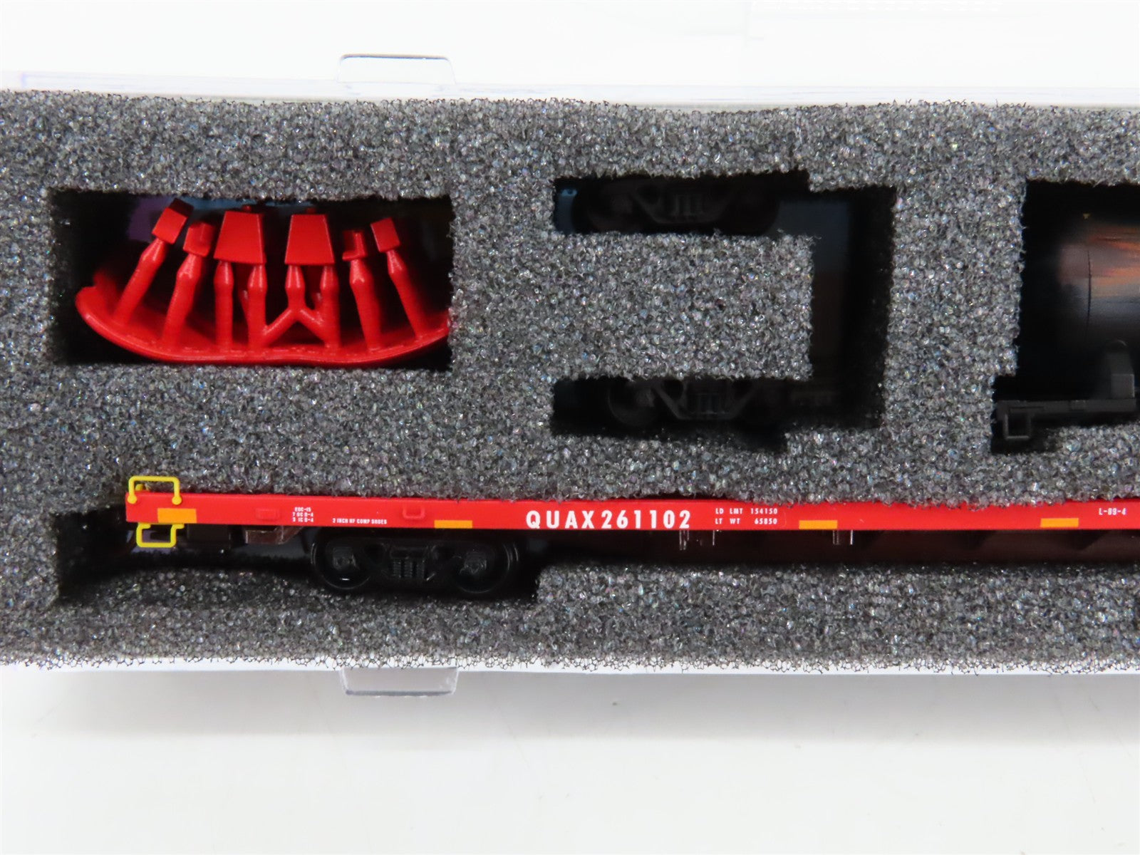 N Scale Micro-Trains 07100570 QUAX Salvage Pack #1 89' Flat Car w/ Tank Car