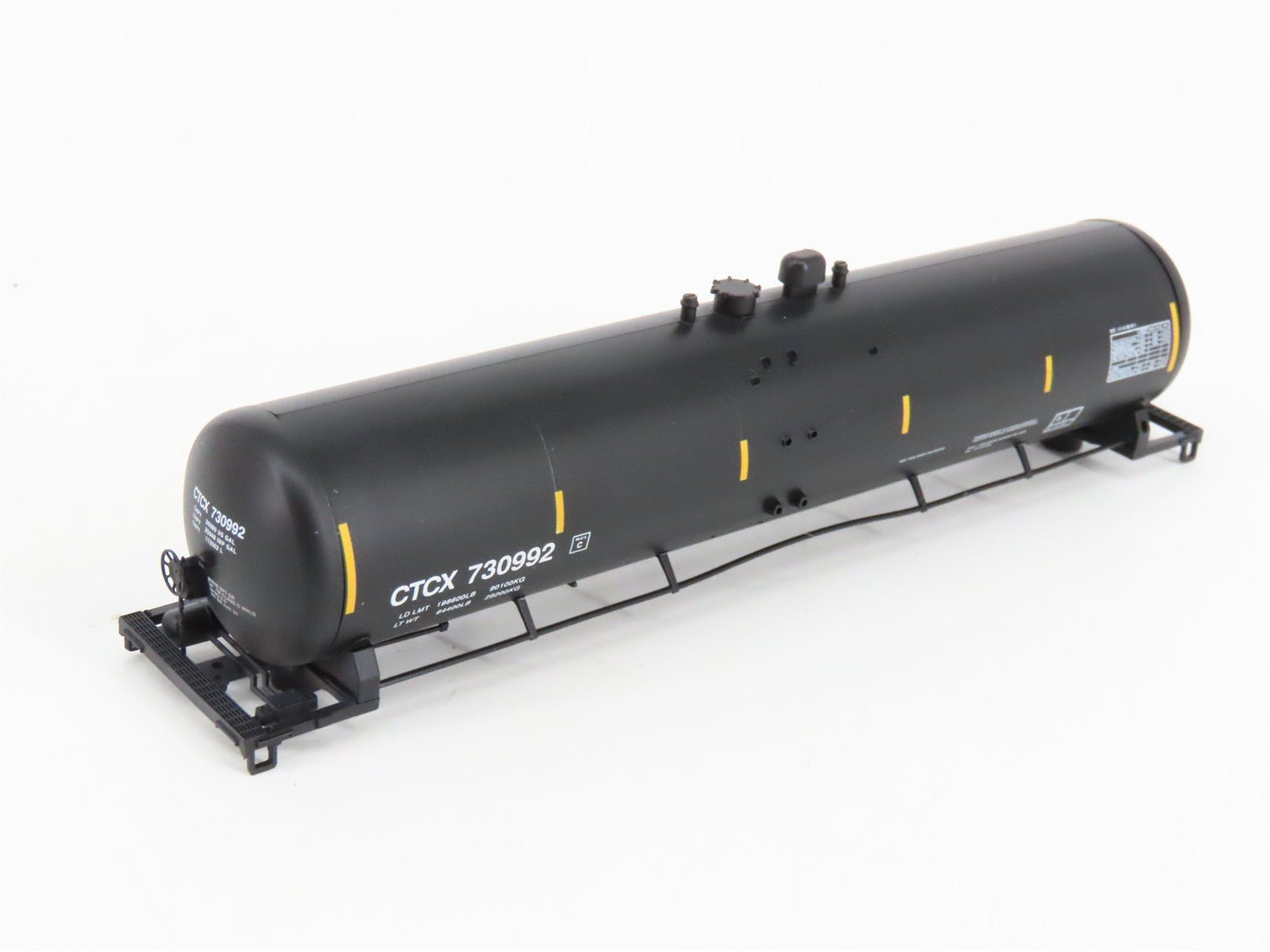 N Scale Micro-Trains 07100570 QUAX Salvage Pack #1 89' Flat Car w/ Tank Car