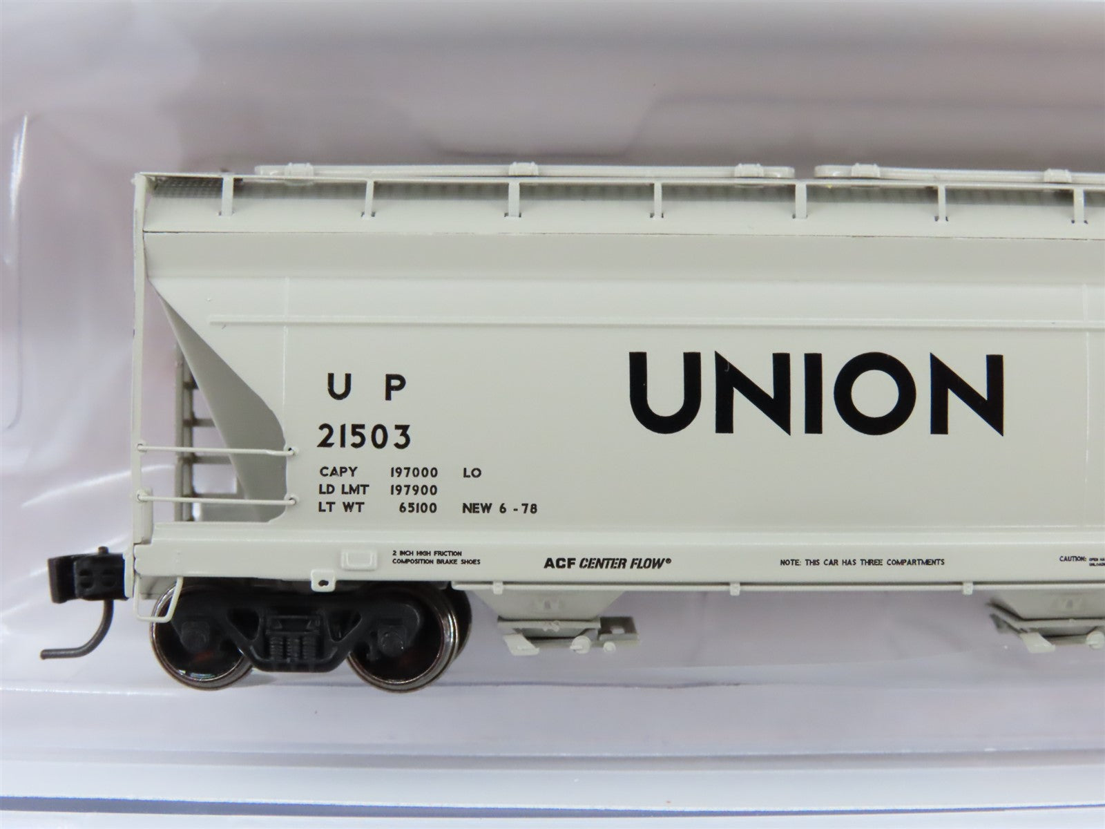 N Scale Athearn ATH7882 UP Union Pacific ACF 4600 3-Bay Covered Hopper #21503