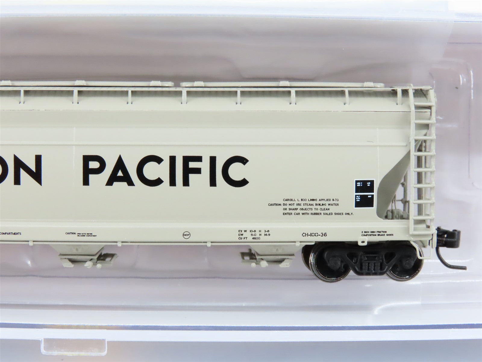 N Scale Athearn ATH7881 UP Union Pacific ACF 4600 3-Bay Covered Hopper #21424