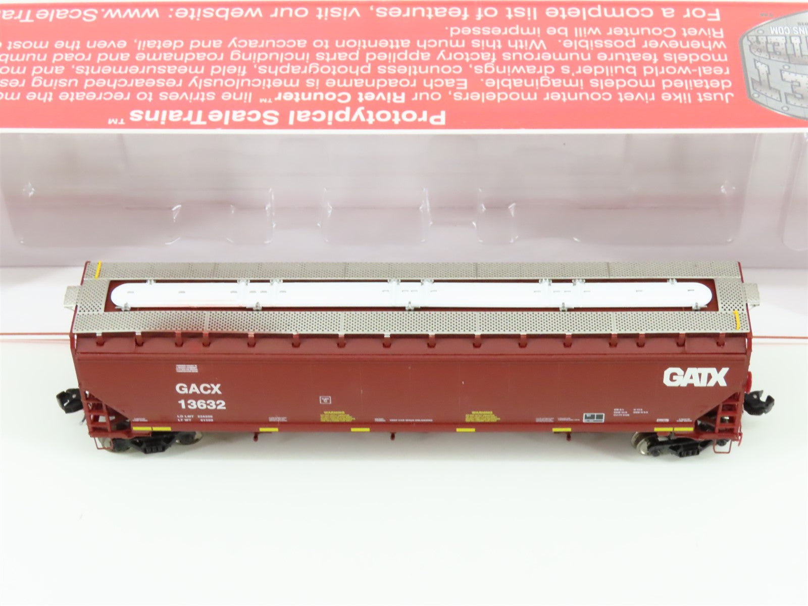 N Scaletrains.com SXT31390 Rivet Counter GACX GATX 3-Bay Covered Hopper #13632