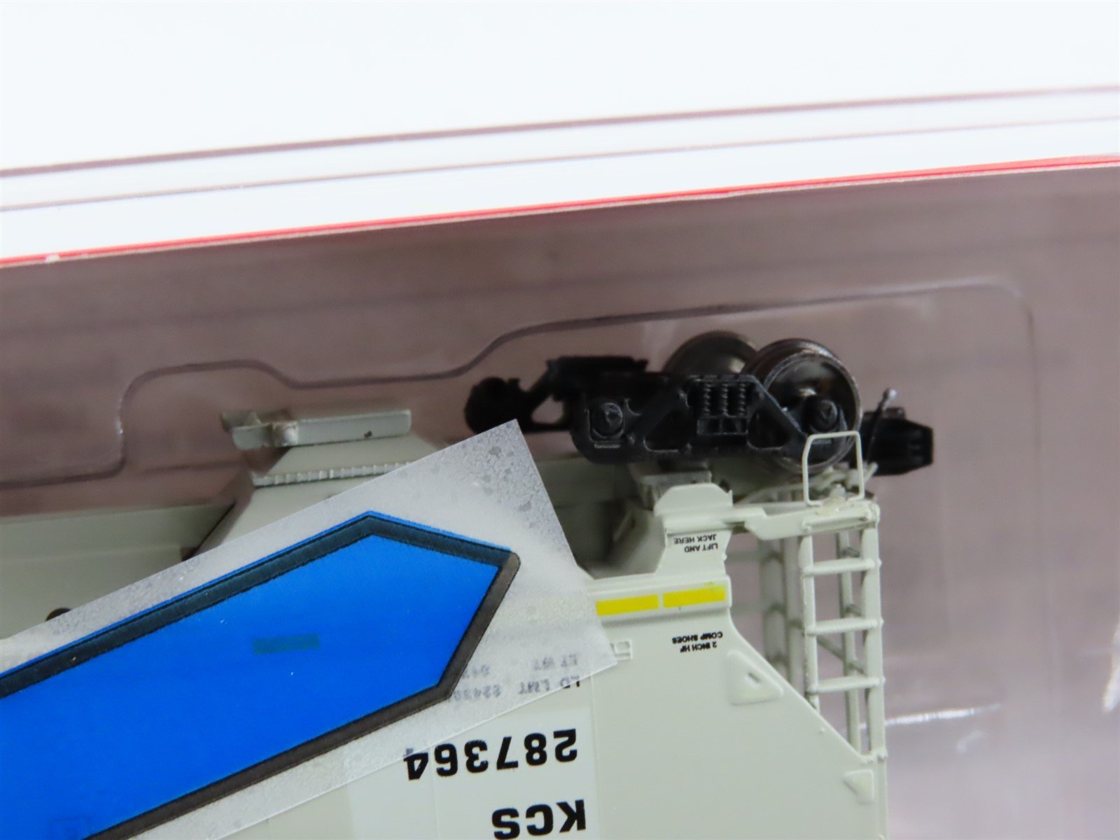 N Scaletrains.com SXT31400 KCS Kansas City Southern 3-Bay Covered Hopper #287364