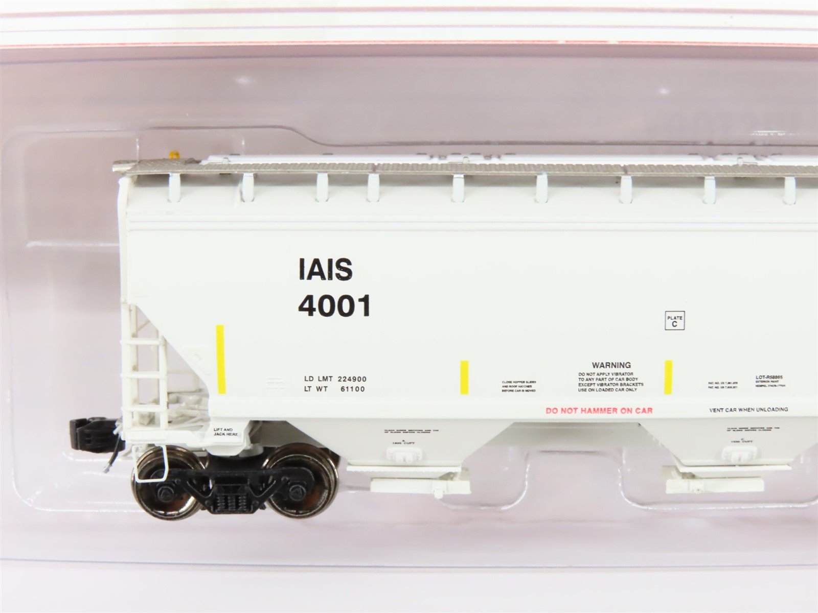 N Scaletrains.com SXT31409 IAIS Iowa Interstate 3-Bay Covered Hopper #4001