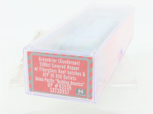 N Scaletrains.com SXT30957 UP Union Pacific 3-Bay Covered Hopper #93556