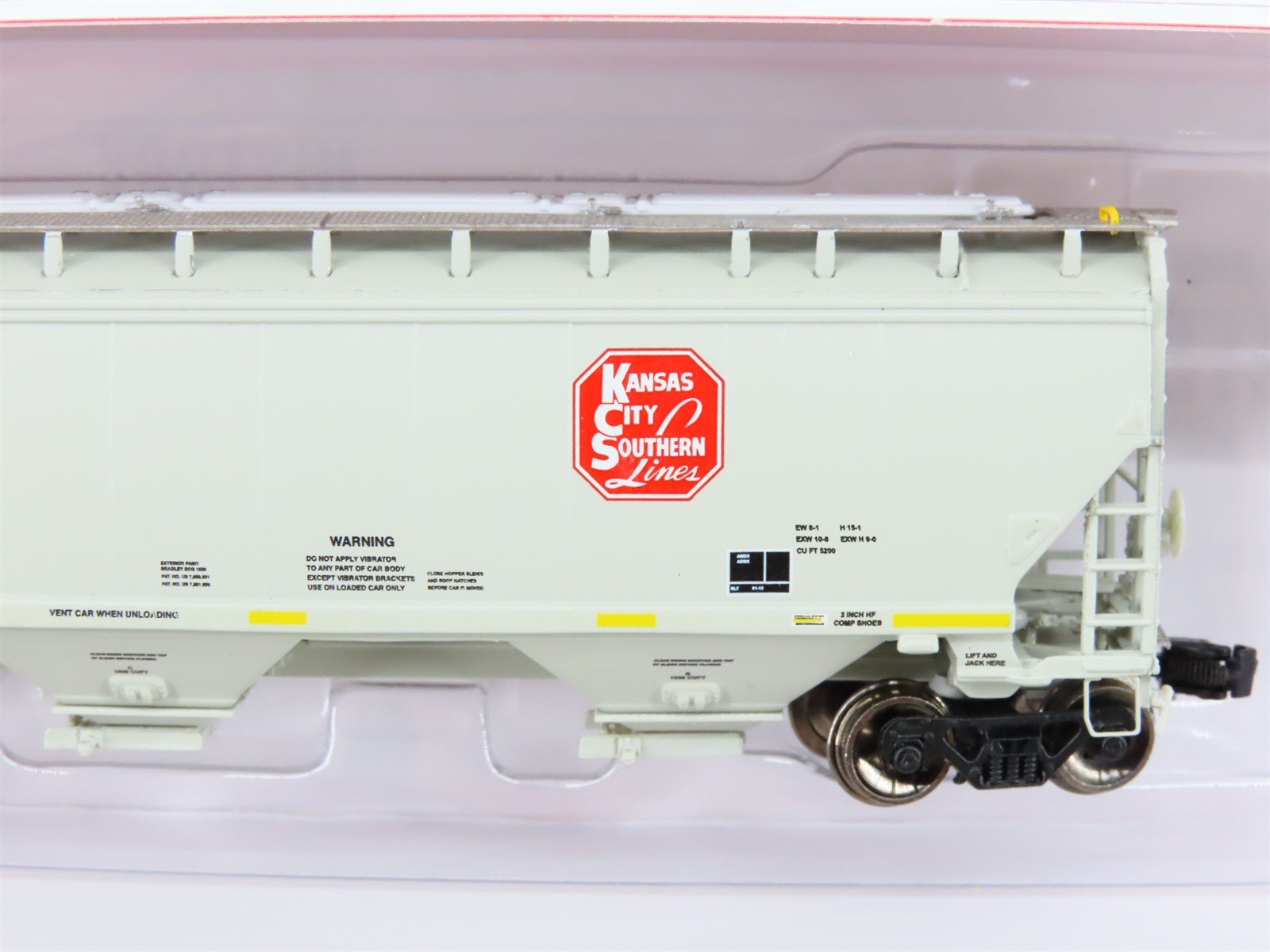 N Scaletrains.com SXT31408 KCS Kansas City Southern 3-Bay Covered Hopper #67584