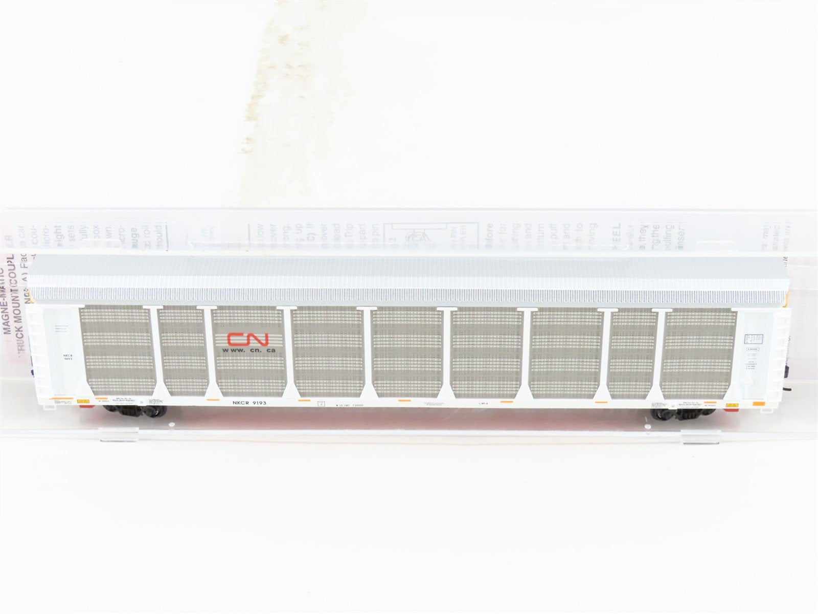 N Scale Micro-Trains MTL 11100340 NKCR CN 89' Tri-Level Closed Autorack #9193
