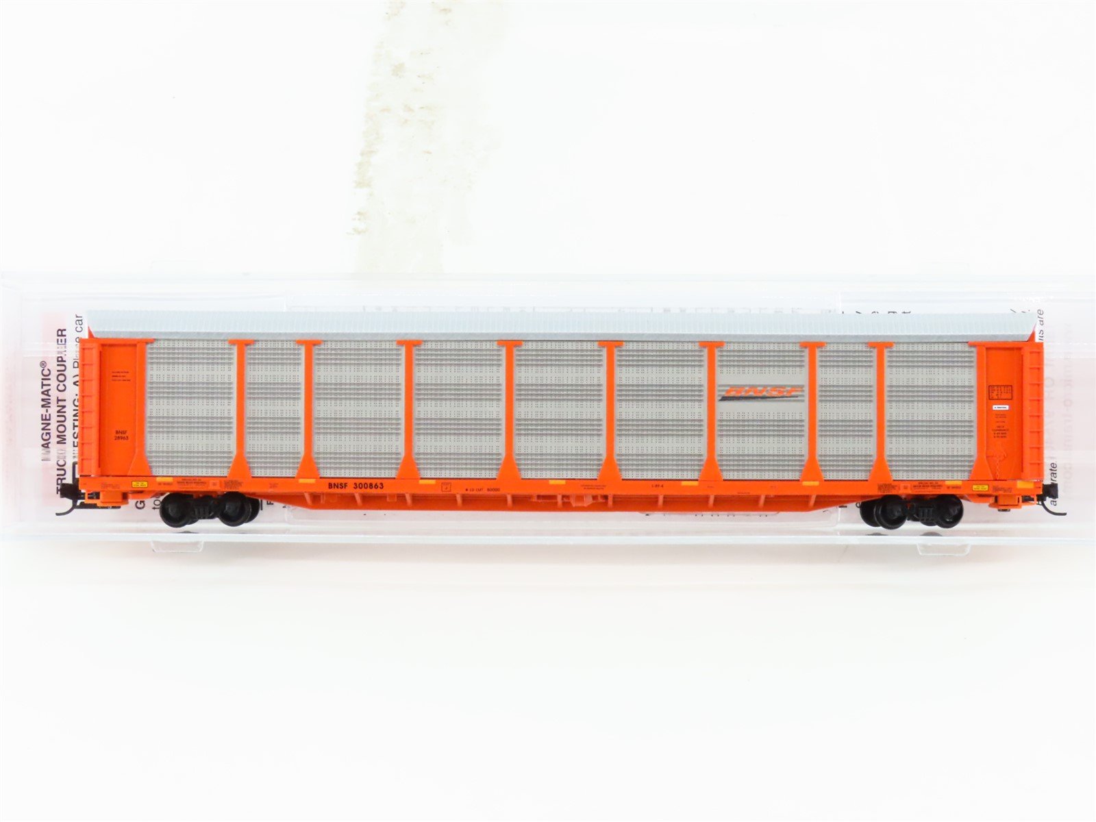 N Scale Micro-Trains MTL 11100420 BNSF 89' Tri-Level Closed Autorack #300863