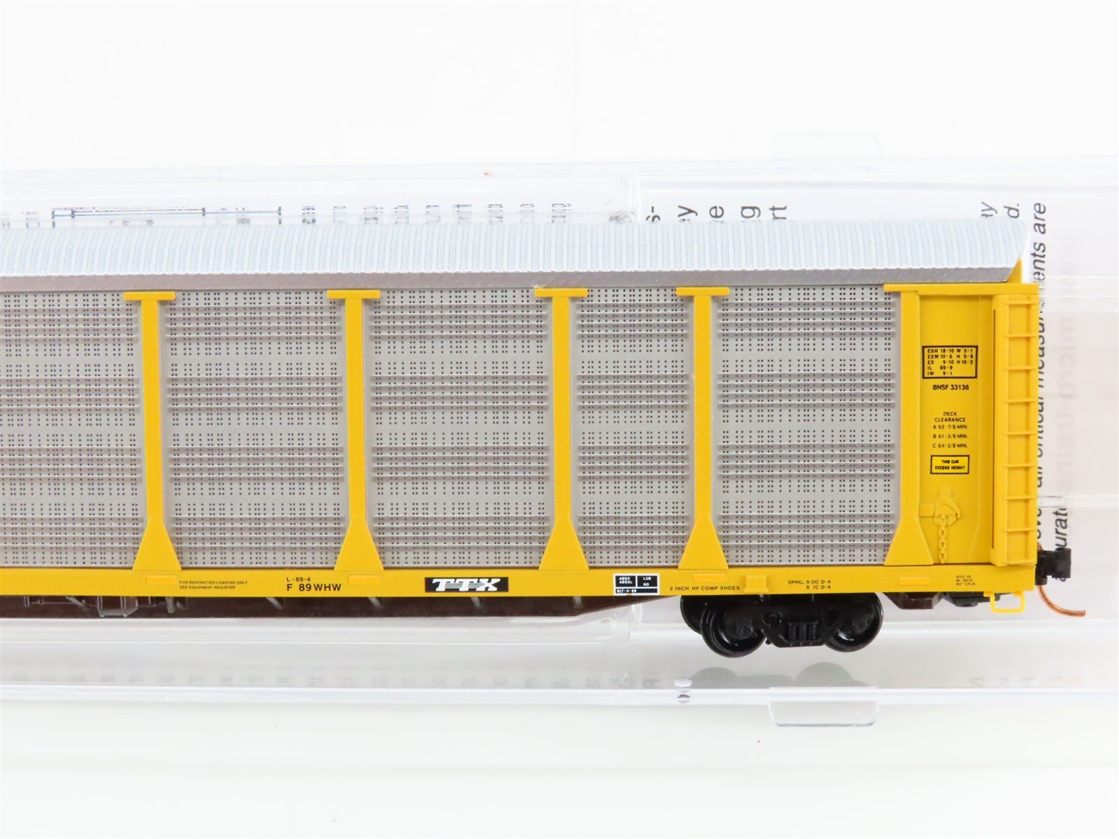 N Scale Micro-Trains MTL 11100210 ETTX BNSF 89' Tri-Level Closed Autorack 711052