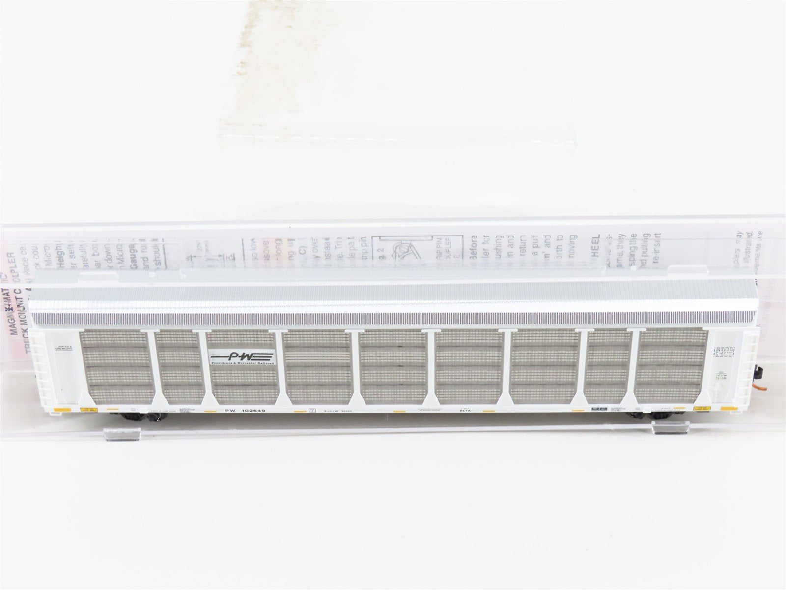 N Scale Micro-Trains MTL 11100170 PW 89' Tri-Level Closed Autorack #102649