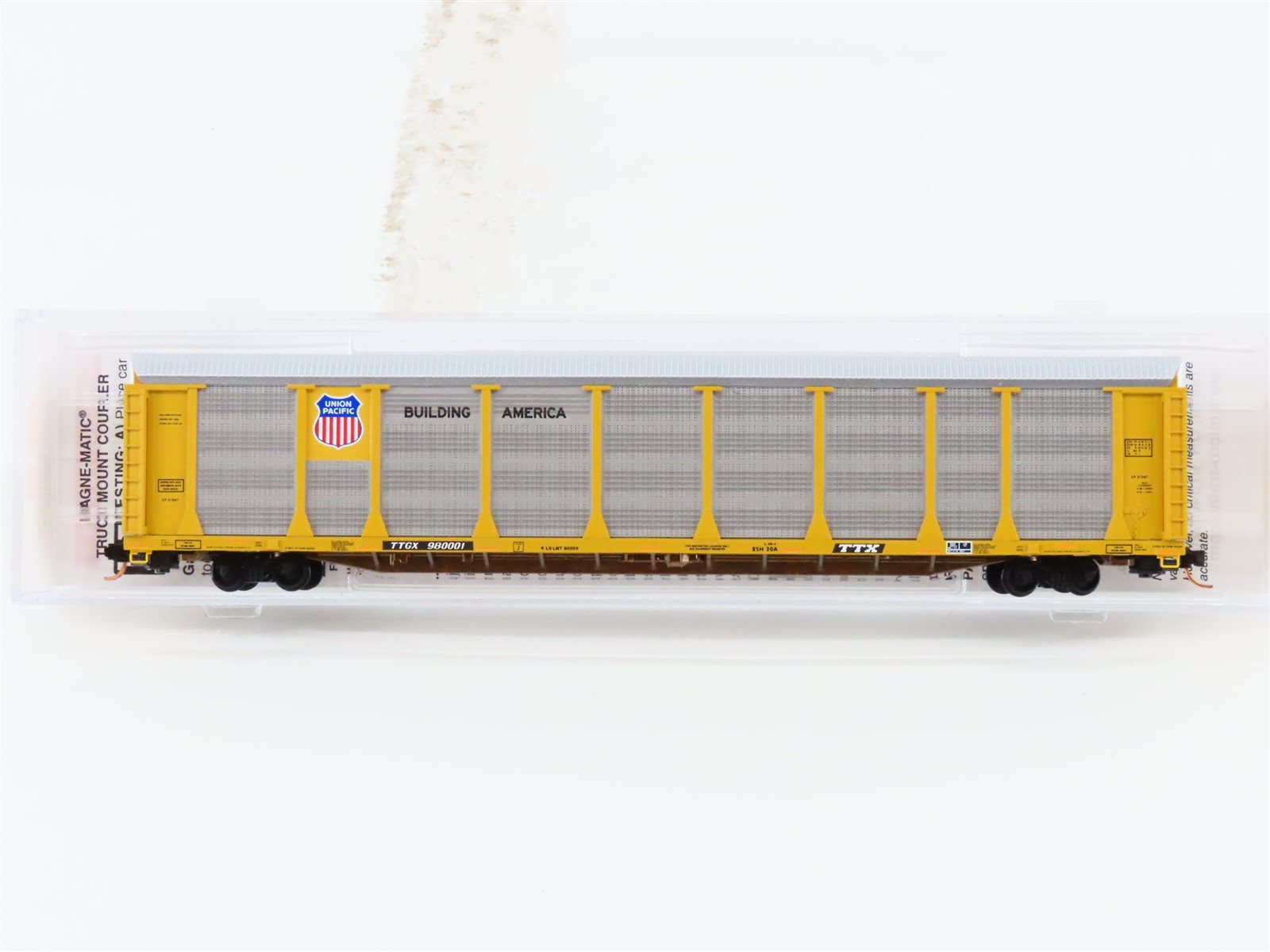 N Scale Micro-Trains MTL 11100280 TTGX UP 89' Tri-Level Closed Autorack #980001