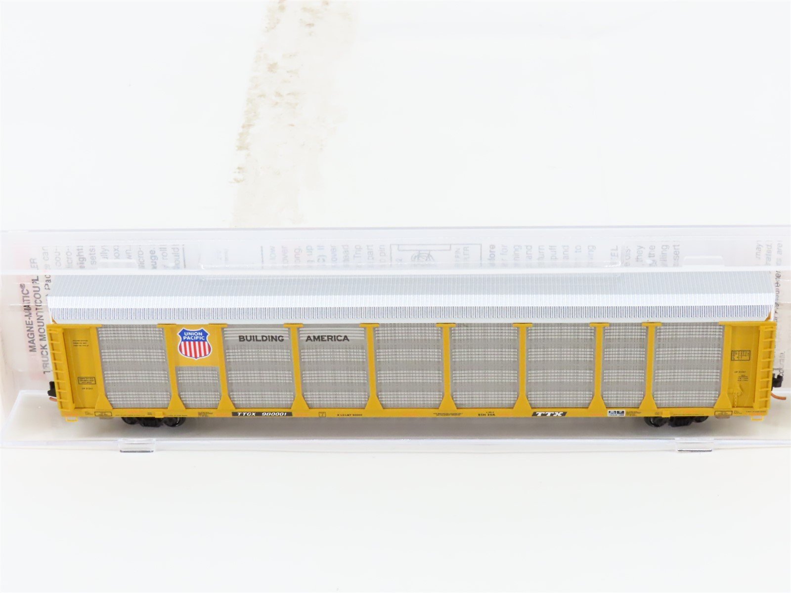 N Scale Micro-Trains MTL 11100280 TTGX UP 89' Tri-Level Closed Autorack #980001