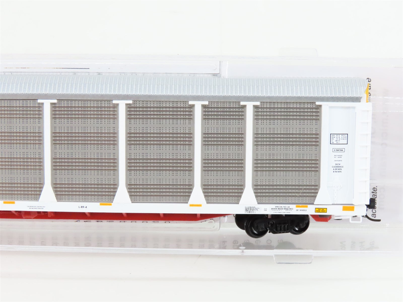 N Scale Micro-Trains MTL 11100341 NKCR CN 89' Tri-Level Closed Autorack #9199