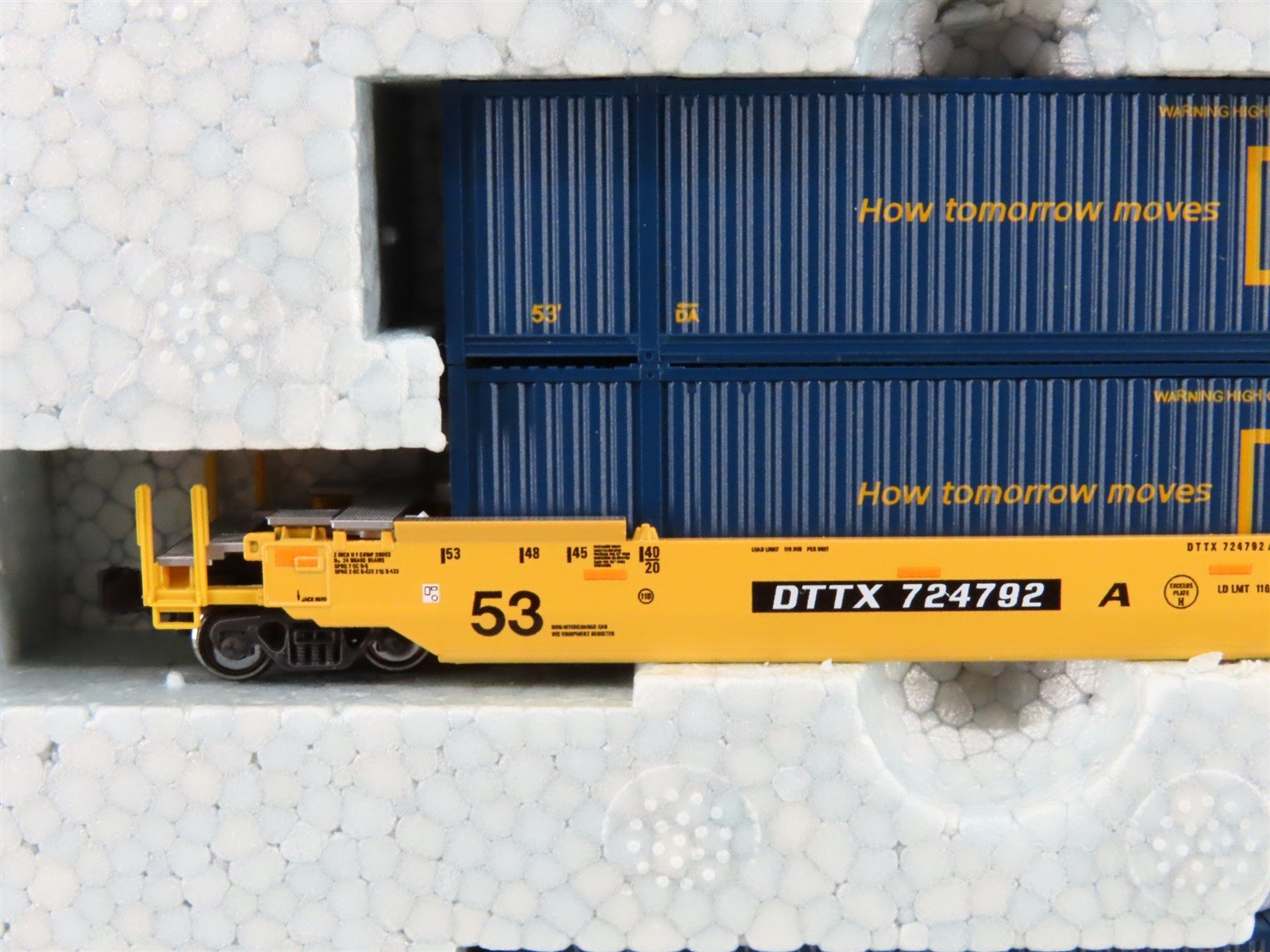 N KATO 106-6175 TTX / CSX Gunderson MAXI-IV Articulated 3-Unit Well Car w/ Load