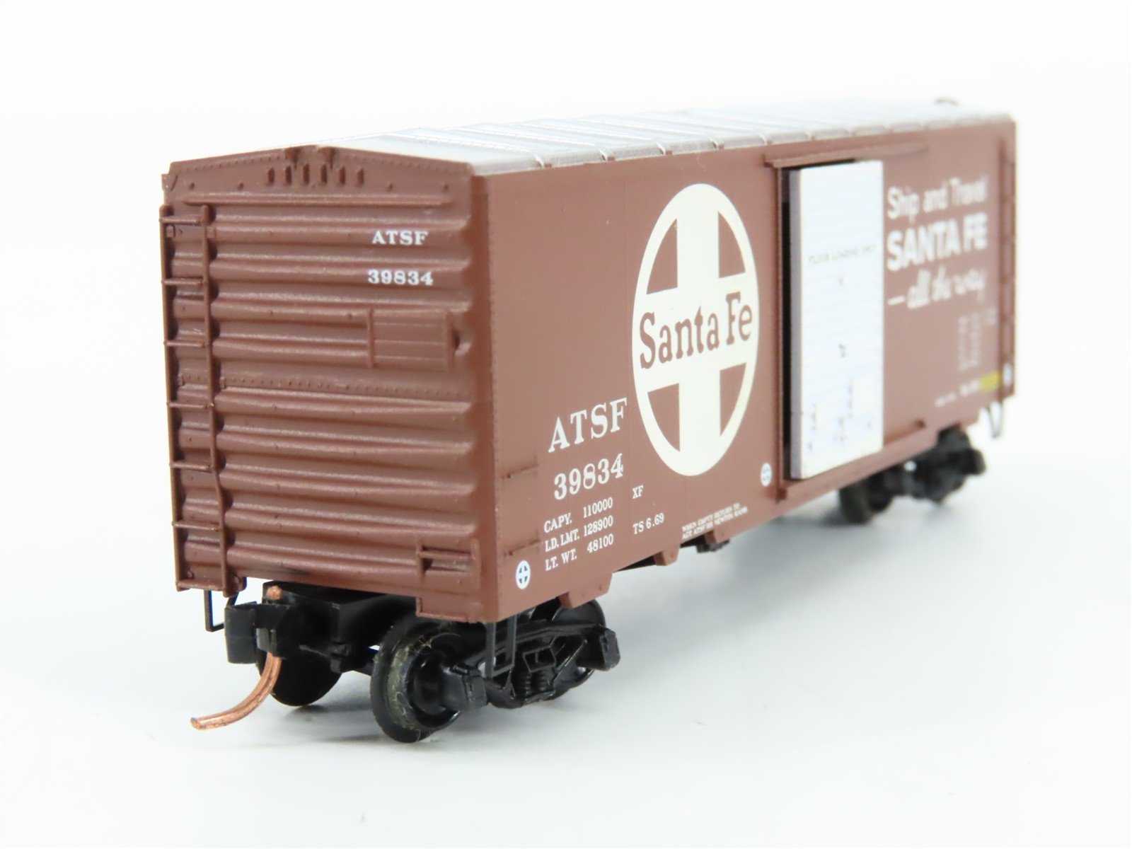 N Scale Micro-Trains 73040 ATSF Santa Fe 40' Box Car 39834 RTR