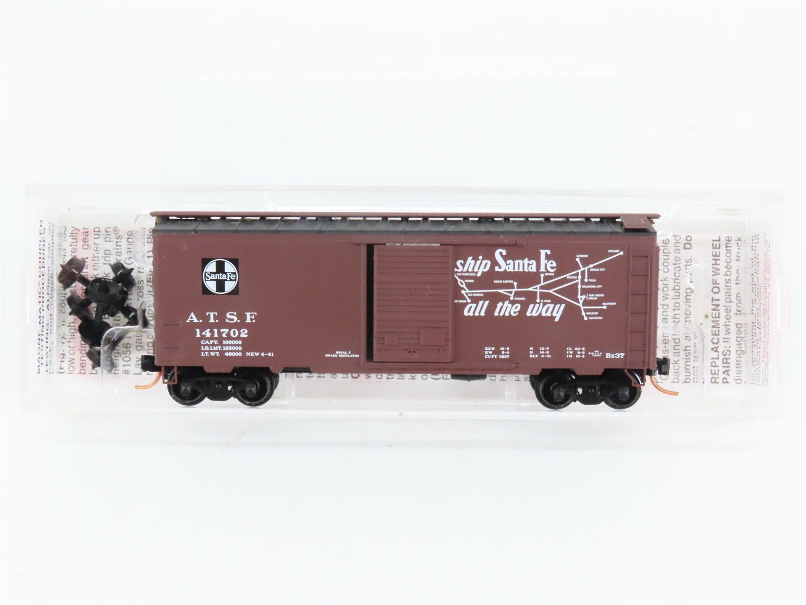 N Scale Micro-Trains 20460 ATSF Atchison, Topeka & Santa Fe 40' Box Car RTR