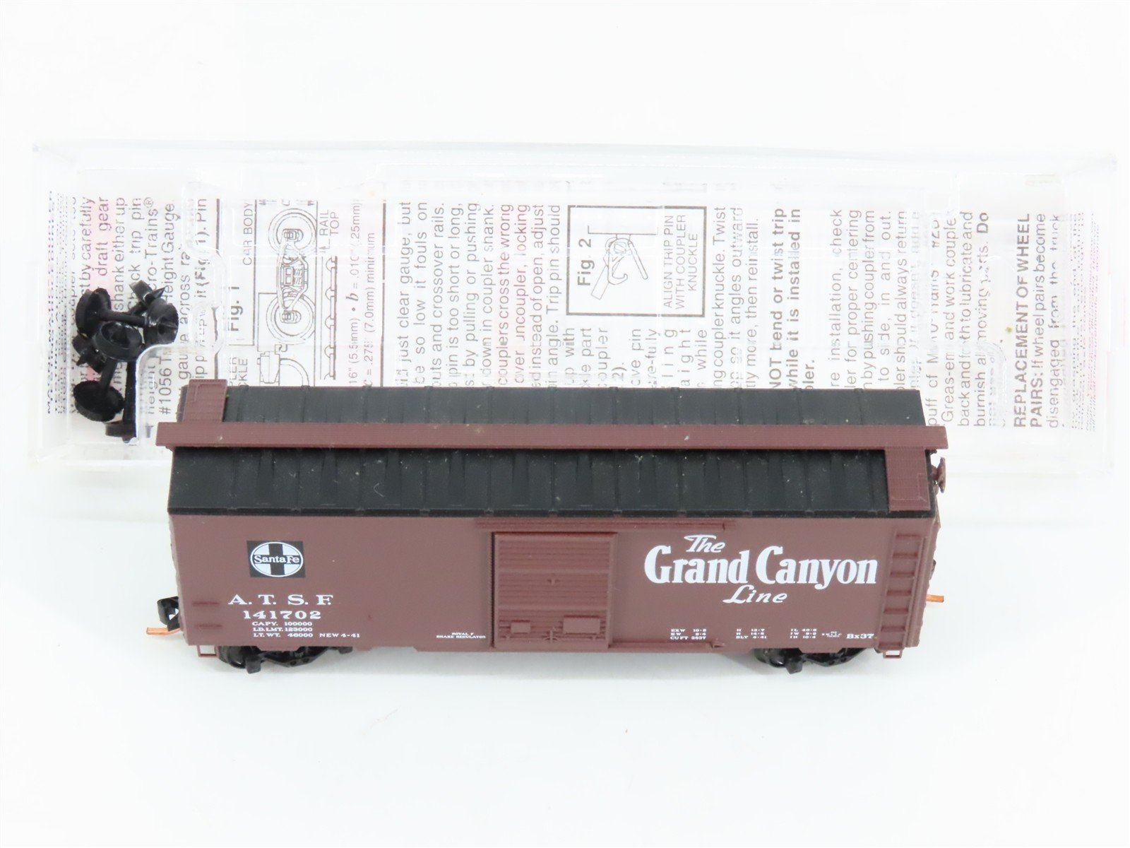 N Scale Micro-Trains 20460 ATSF Atchison, Topeka & Santa Fe 40' Box Car RTR