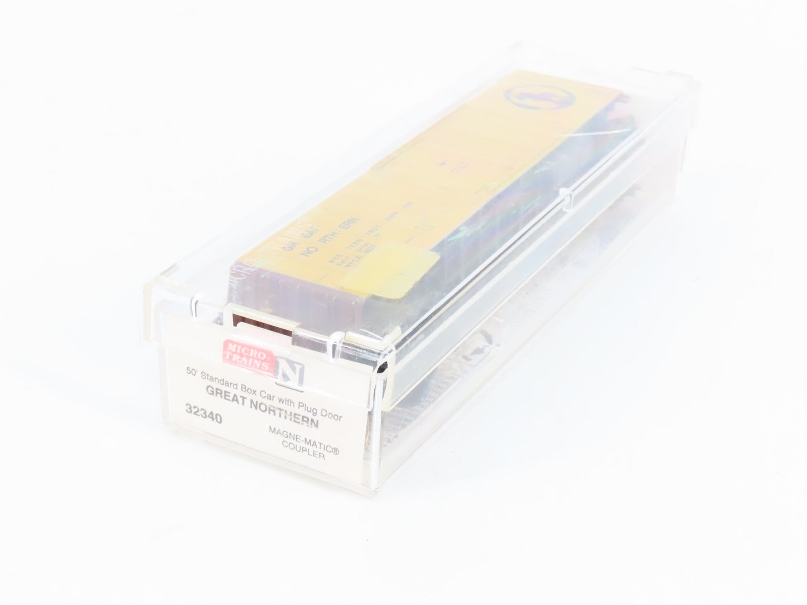 N Scale Micro-Trains 32340 GN Great Northern 50' Plug Door Box Car 8832 RTR