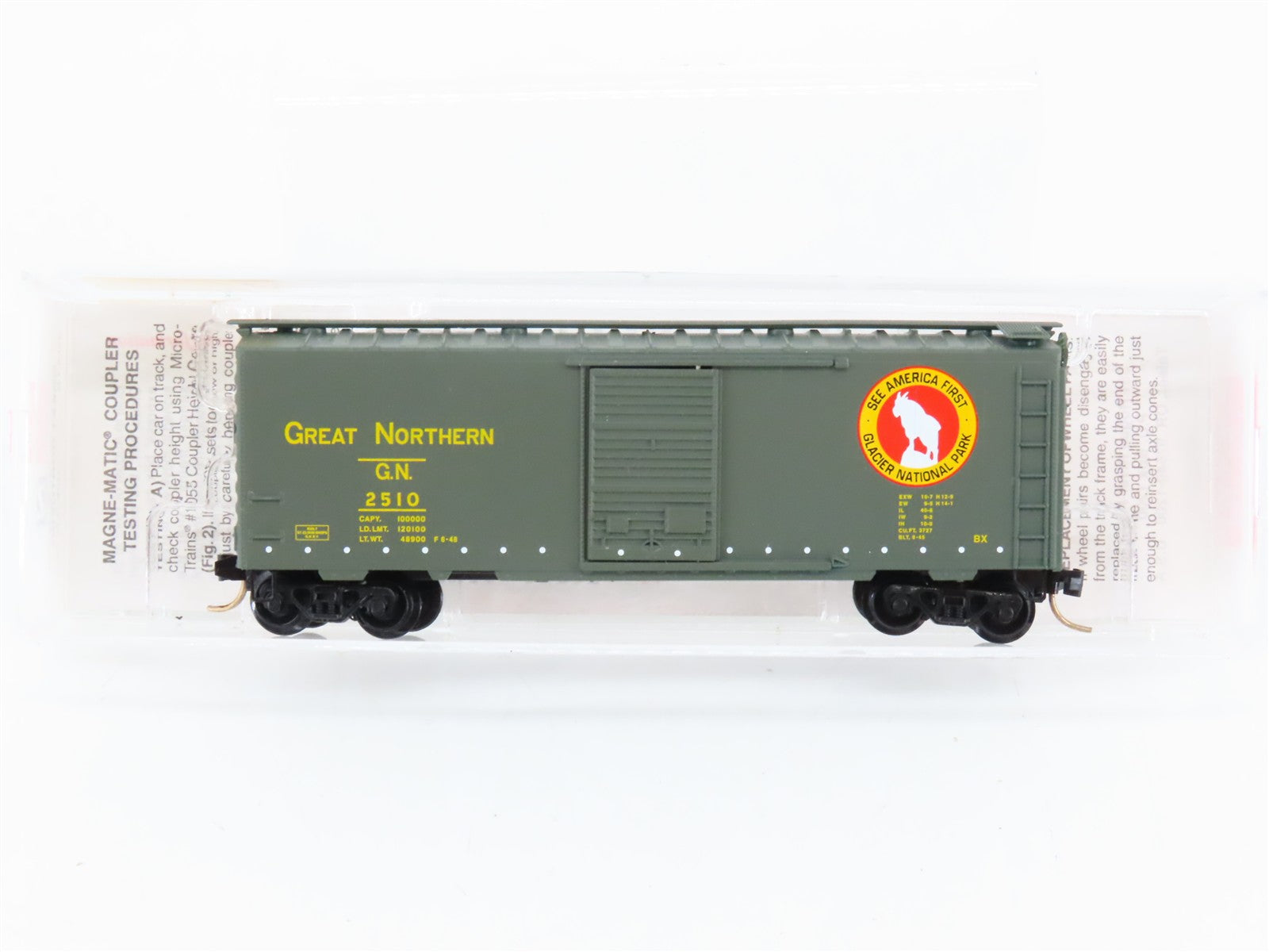 N Scale Micro-Trains 20416 GN Great Northern 40' Box Car 2510 RTR